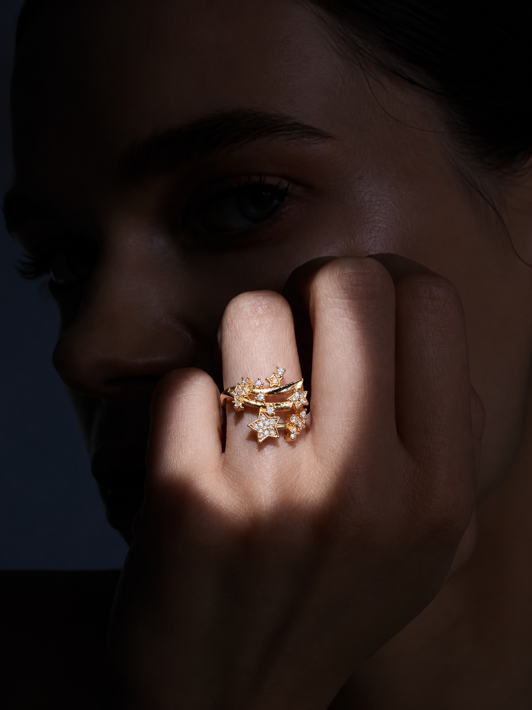 Starburst Ring with Sparkling Crystal - Image 4